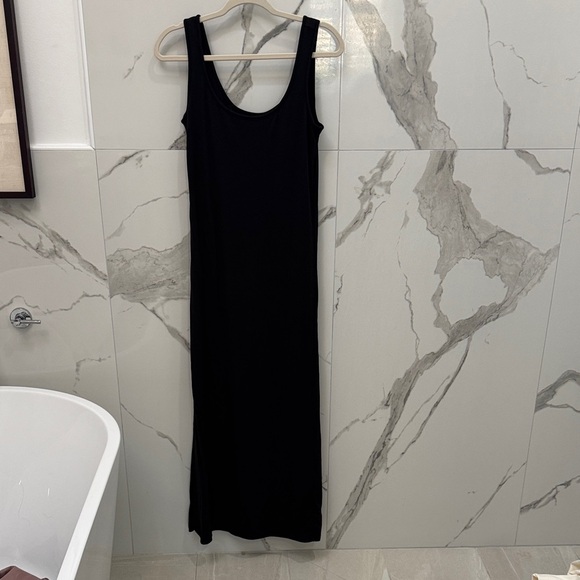 BUMPSUIT Maternity Sleeveless Maxi Black Dress - Picture 1 of 3